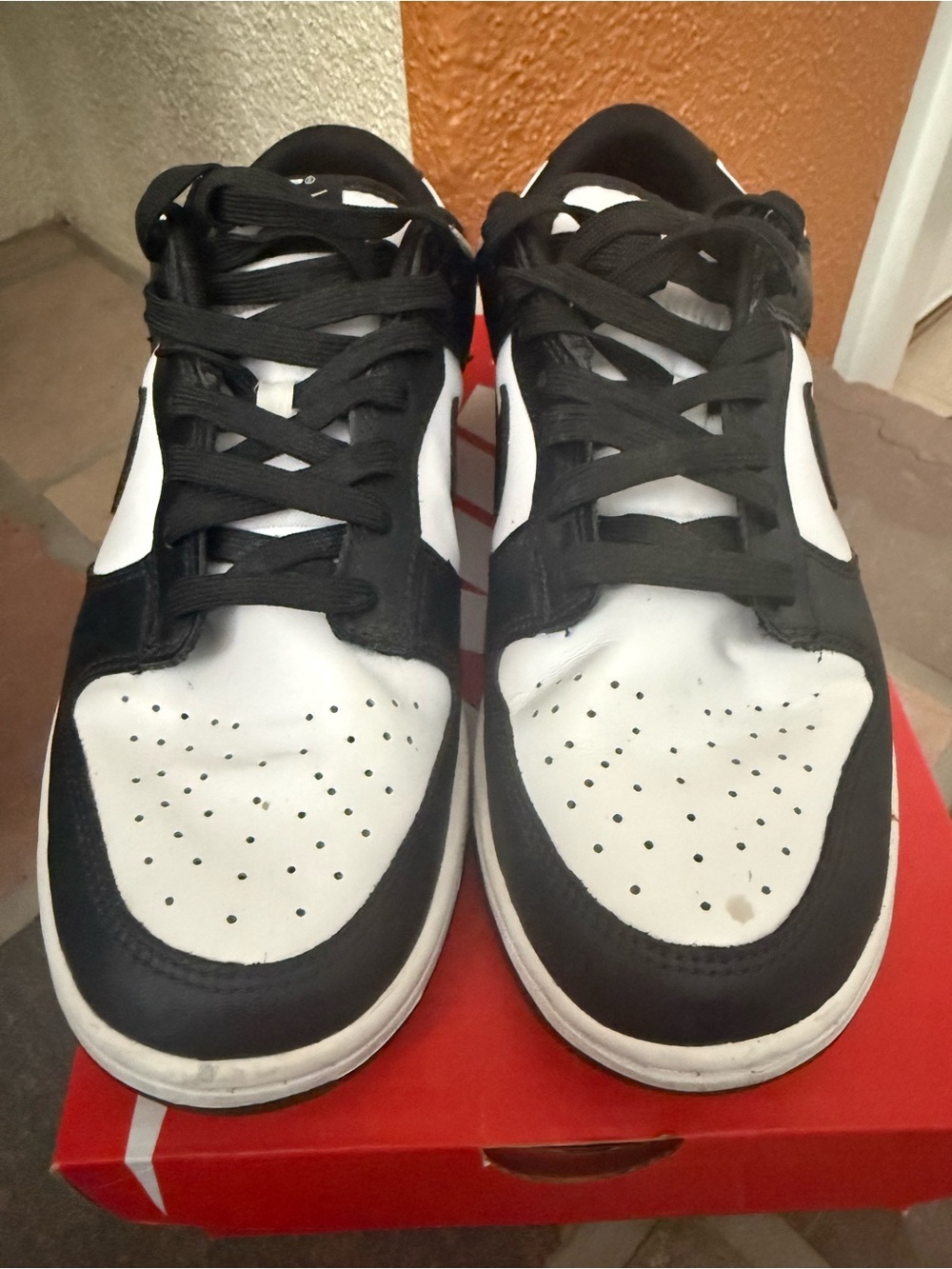 Nike Dunk Low Retro “Panda - Picture 3 of 3